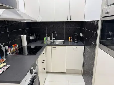 Küche/Küchenzeile in der Unterkunft Apartment in heart of Vienna 4