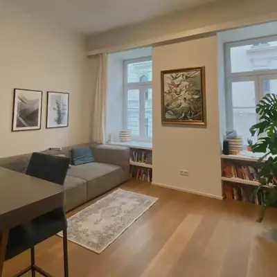 Urban Hotspot Apartment