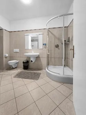 Ein Badezimmer in der Unterkunft 4Rooms center