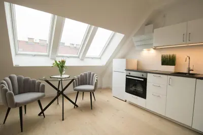 Küche/Küchenzeile in der Unterkunft Central, Stylish and Modern l JOS24
