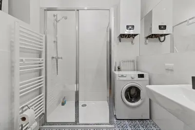 Ein Badezimmer in der Unterkunft 8 Minutes to Inner City I 5 Min walk to Metro I Wifi