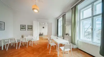 Ein Sitzbereich in der Unterkunft Vienna 1st District Retreat