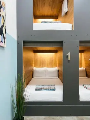 Ein Bett oder Betten in einem Zimmer der Unterkunft UrbanKey Pods - Vienna Neubau