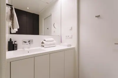 Ein Badezimmer in der Unterkunft Exklusives Skyline-View Loft - Nähe Zentrum Wien