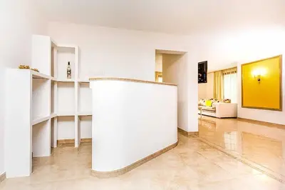 Küche/Küchenzeile in der Unterkunft Luxury apartment with pool