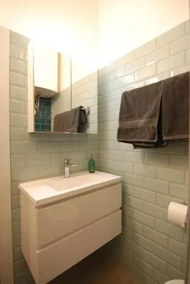 Ein Badezimmer in der Unterkunft Cozy, Small, NEW with FREE Parking
