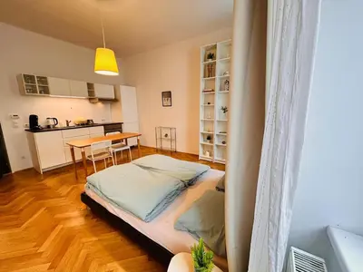 Küche/Küchenzeile in der Unterkunft Small & fine apartment near AKH