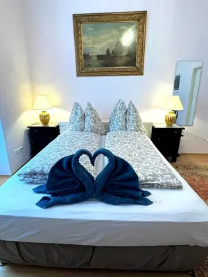 Ein Bett oder Betten in einem Zimmer der Unterkunft Historical Apartment In city center