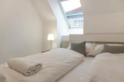 Ein Bett oder Betten in einem Zimmer der Unterkunft Homely 3BR Apt Perfect for families and groups