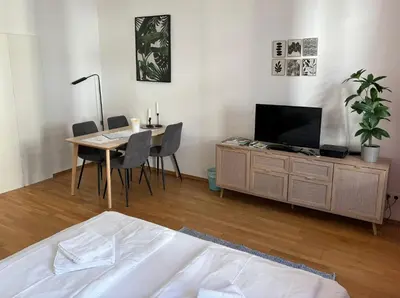 TV/Unterhaltungsangebot in der Unterkunft Casa Nostra - Helle Wohnung - direkt am Augarten