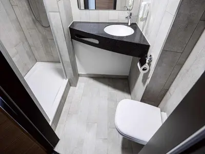 Ein Badezimmer in der Unterkunft B&B HOTEL Wien-Heiligenstadt