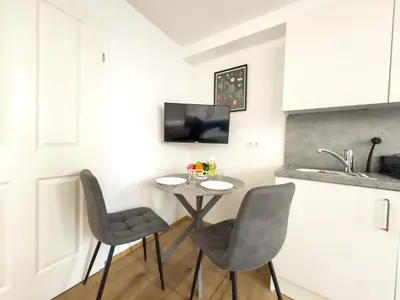 Küche/Küchenzeile in der Unterkunft Hillside Living Vienna
