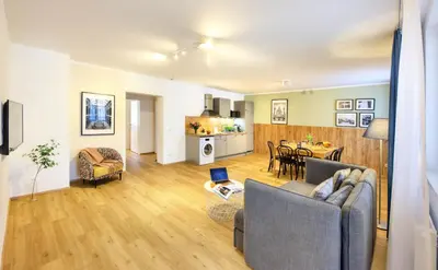 Ein Sitzbereich in der Unterkunft Jimmys Apartments XXL
