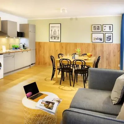 Jimmys Apartments XXL