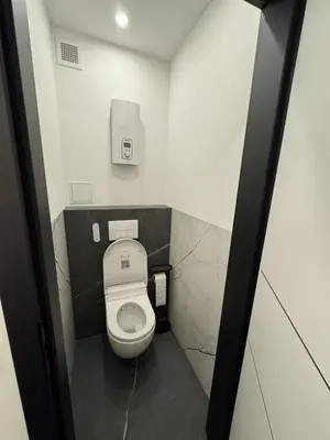 Ein Badezimmer in der Unterkunft Black and white style apartment in Vienna