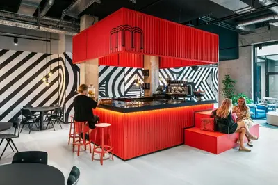 Ein Sitzbereich in der Unterkunft The Social Hub Vienna Extended Stay