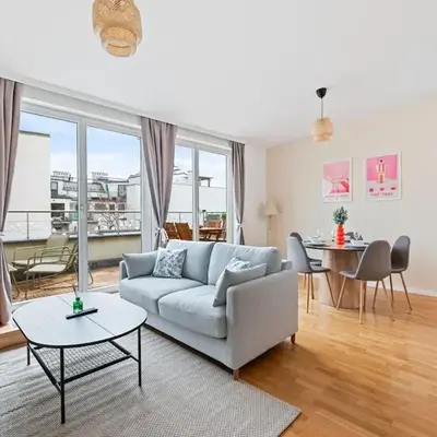 Modern Apartment near City Center - Rooftop Terrace