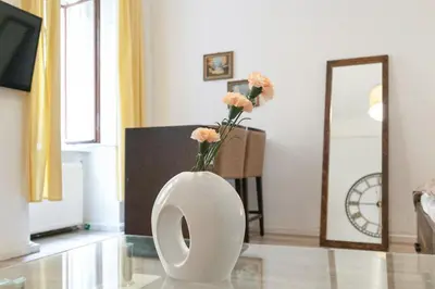 Grundriss der Unterkunft Spacious 1BR Apt, WIFI & TV, with a Great Location