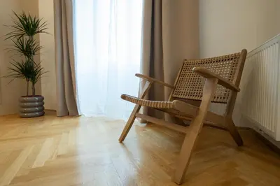Grundriss der Unterkunft Chic 180m 3BR Apt near Parliament, Self Check-in