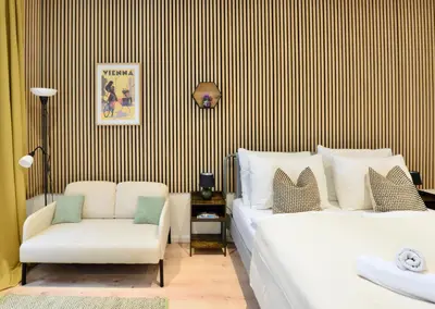 Ein Bett oder Betten in einem Zimmer der Unterkunft Urban Alley Apartment