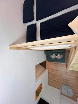 Ein Etagenbett oder Etagenbetten in einem Zimmer der Unterkunft Stylish travellers delight near Prater