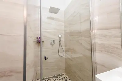 Ein Badezimmer in der Unterkunft Top Apart close to city center