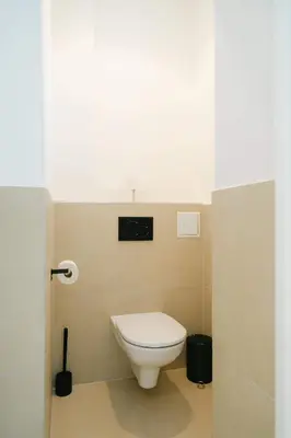 Ein Badezimmer in der Unterkunft Calm 1BR perfect for 4-6 metro close to Naschmarkt