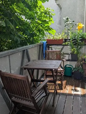 Ein Balkon oder eine Terrasse in der Unterkunft Cosy room in shared apartment with balcony