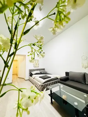 Ein Sitzbereich in der Unterkunft Studio with Kitchen, 7 Minutes from Ottakring