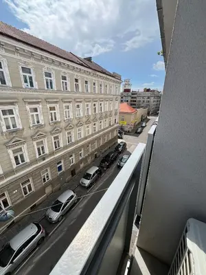 Grundriss der Unterkunft Private 1BR Value Stay w Kitchenette and Walk to Tram