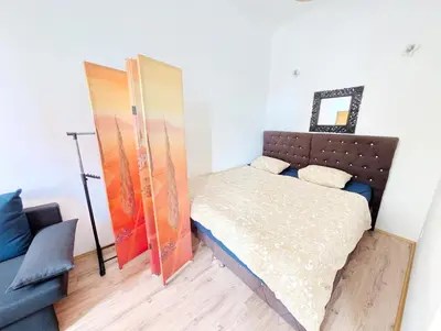 Ein Bett oder Betten in einem Zimmer der Unterkunft Charming Stay - Close to Vienna Attractions MZ27