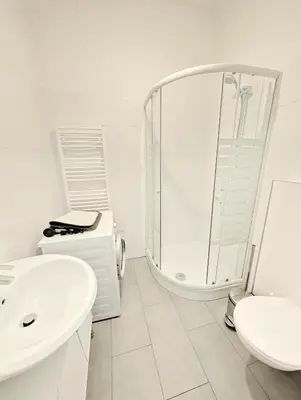 Ein Badezimmer in der Unterkunft Charming Stay - Close to Vienna Attractions MZ27