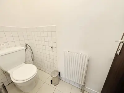 Ein Badezimmer in der Unterkunft Lovely Rooms in Märzstraße Area MZ49