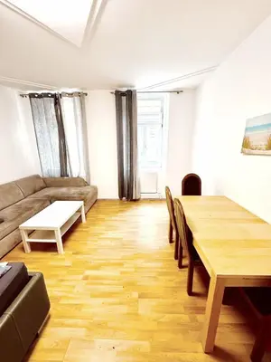 Ein Sitzbereich in der Unterkunft Lovely Rooms in Märzstraße Area MZ10