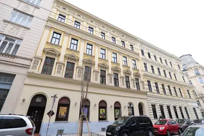 Das Gebäude in dem sich die Ferienwohnung befindet