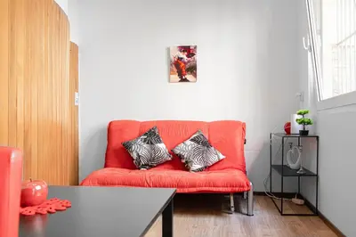 Grundriss der Unterkunft Comfortable 2BR Apt, Close to Belvedere Palace