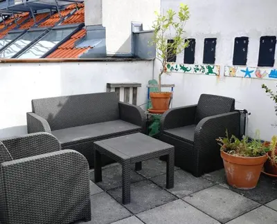 Ein Sitzbereich in der Unterkunft Modern living in city center - fully equipped