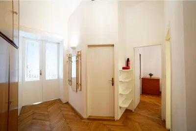 Grundriss der Unterkunft Premium Apartment with Shared Balcony & Free Parking