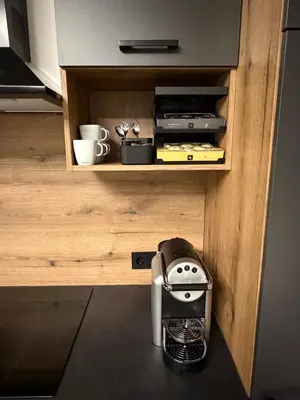 Kaffee-/Teezubehör in der Unterkunft Airport Apartment Rauchenwarth