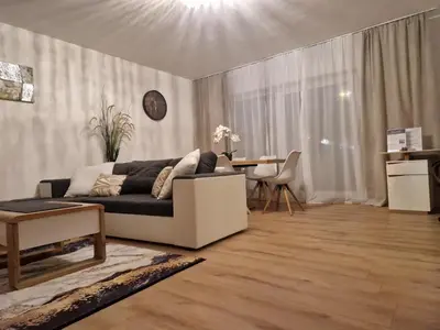 Ein Sitzbereich in der Unterkunft Lakeside Ferienhaus - Parndorf Outlet