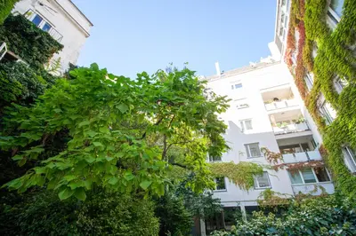 Das Gebäude in dem sich die Ferienwohnung befindet