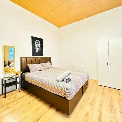 Room - 15033