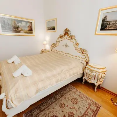 Royal Vienna Stay