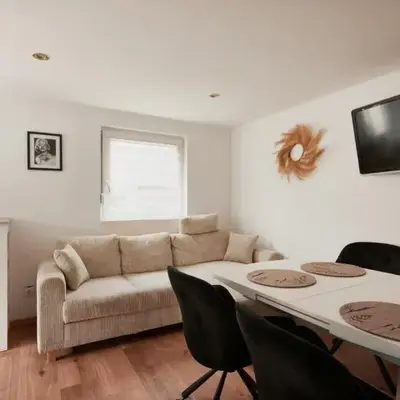 Elegant 3BD Holiday Home in Prime Location of Vienna