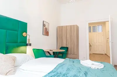 Ein Bett oder Betten in einem Zimmer der Unterkunft Affordable & Comfortable 1BR Apartment Great for Long Stays
