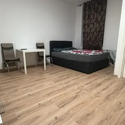 Comfortable 1BR & 1LR Apt Prime location of Vienna