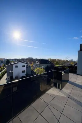 Ein Balkon oder eine Terrasse in der Unterkunft Exklusiv 2BR Penthouse AZ! Big Terrace&Garage!