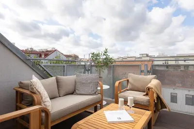 Ein Balkon oder eine Terrasse in der Unterkunft ROOF No 51 - Superior Sky Suite with Terrace and AC