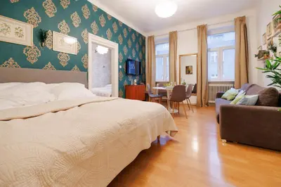 TV/Unterhaltungsangebot in der Unterkunft Vienna Central Haven - 2 Min to Westbahnhof