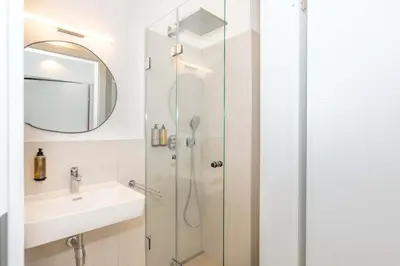 Ein Badezimmer in der Unterkunft a work of art